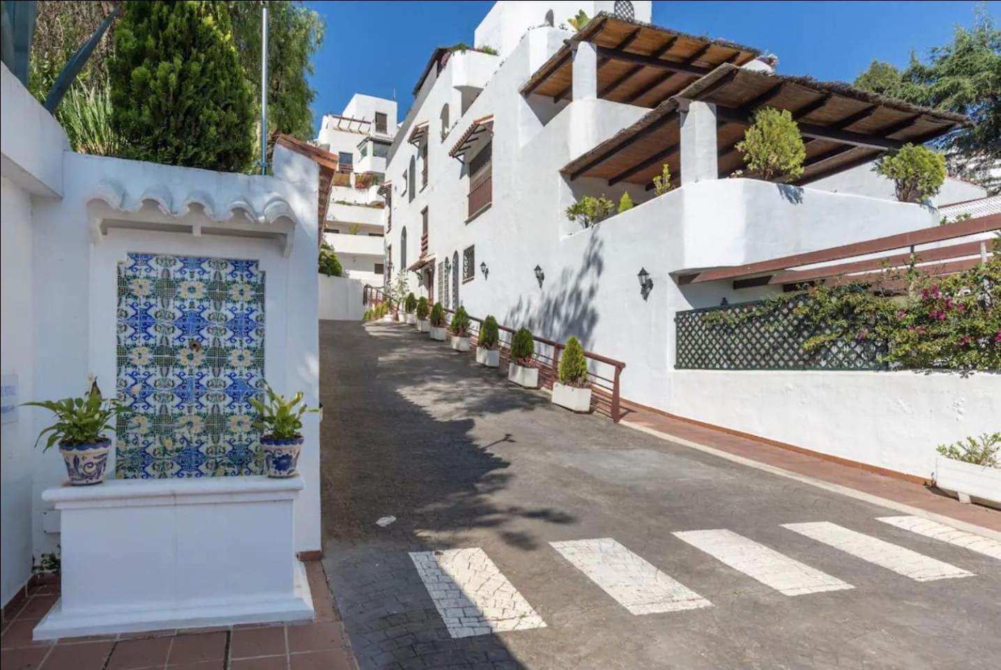 Las Lomas - Pool, Terrace & View Marbella Exterior photo